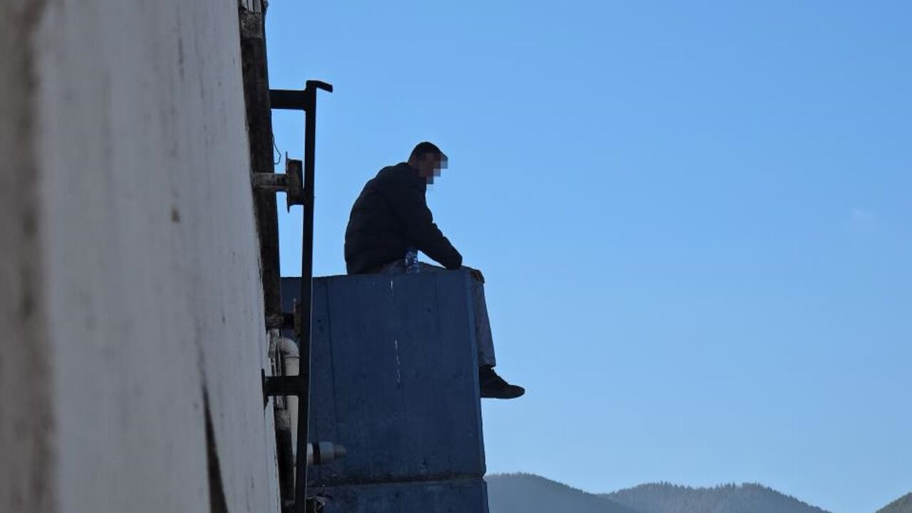 Karabük Kaval Çatıya Çıktı (1)