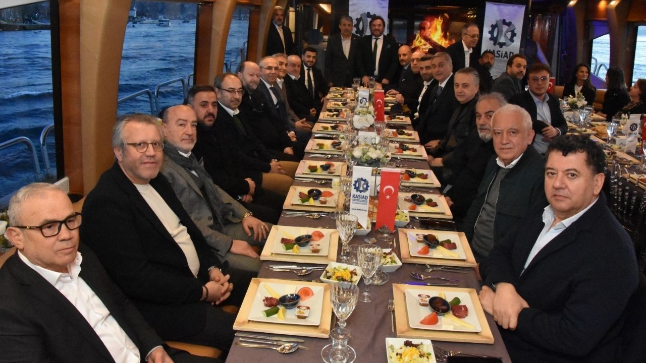 Kasi̇ad Ailesi Boğaz’da Iftarda Buluştu Birlik Mesajı Verildi (6)