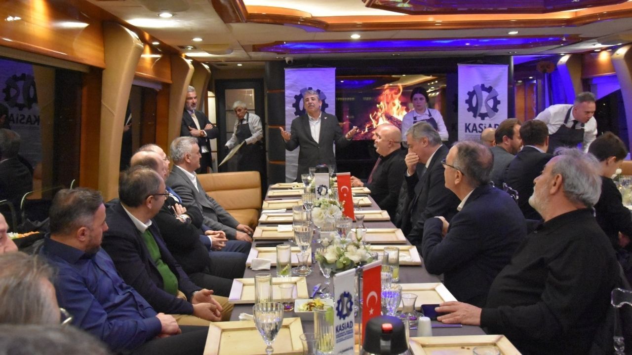 Kasi̇ad Ailesi Boğaz’da Iftarda Buluştu Birlik Mesajı Verildi (7)
