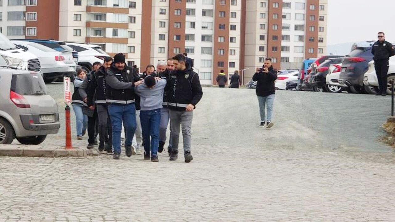 Kastamonu Da Midede Uyarıcı Madde (1)