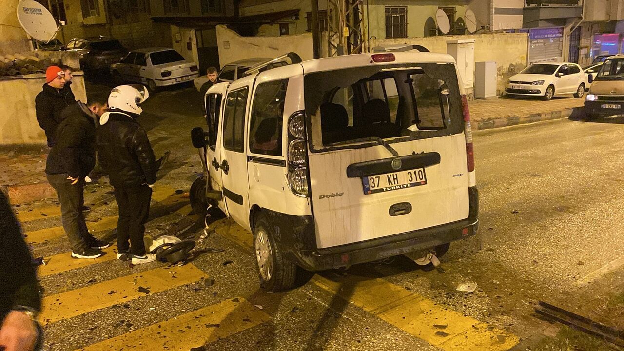 Kastamonu Hastane Kavşağı Kaza (3)