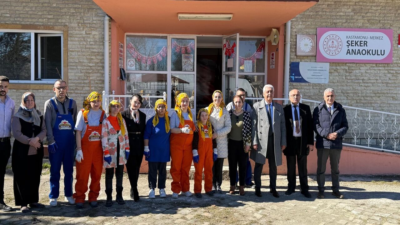 Kastamonu Şeker Üreten Eller (6)