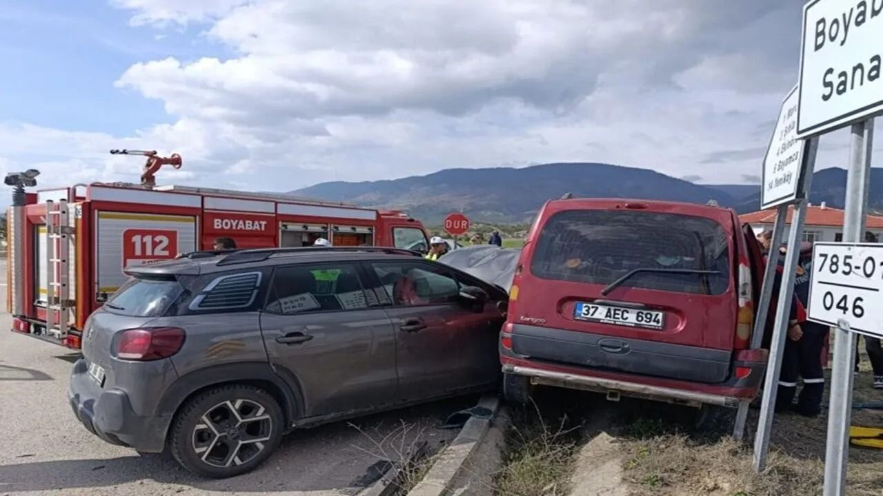 Kastamonu–Sinop Yolunda Korkutan Kaza Yaralılar Var!