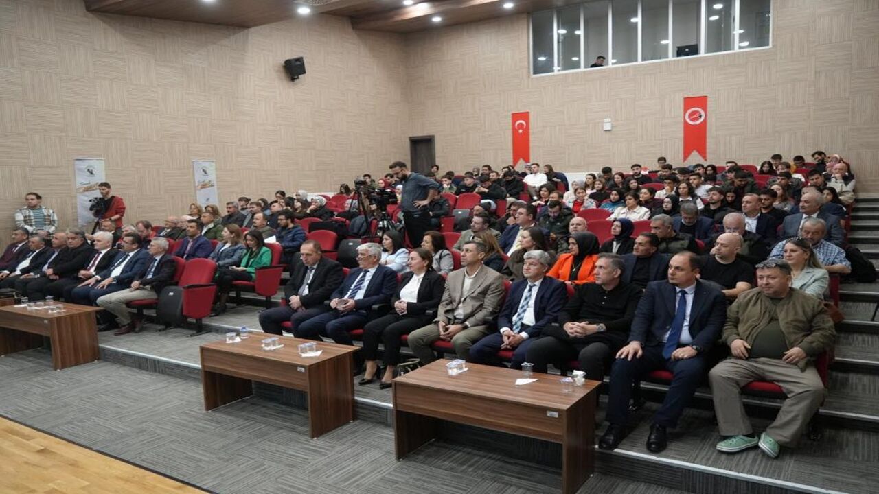 Kastamonu Üniversites Panel Pilaket (2)