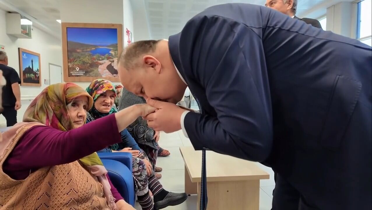 Kastamonu Valisi Dallı Yaşlıların Hayır Dualarını Aldı 4