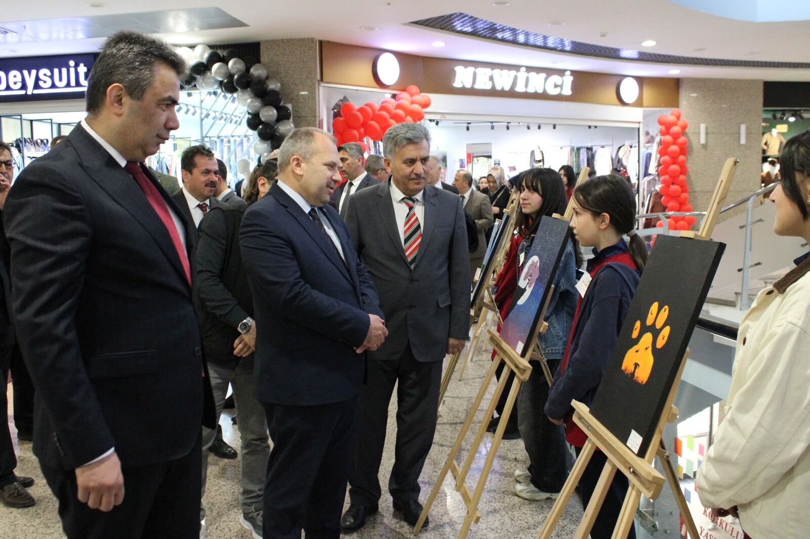 Kastamonu'da 32 Eser Sanatseverlerin Beğenisine Sunuldu 66