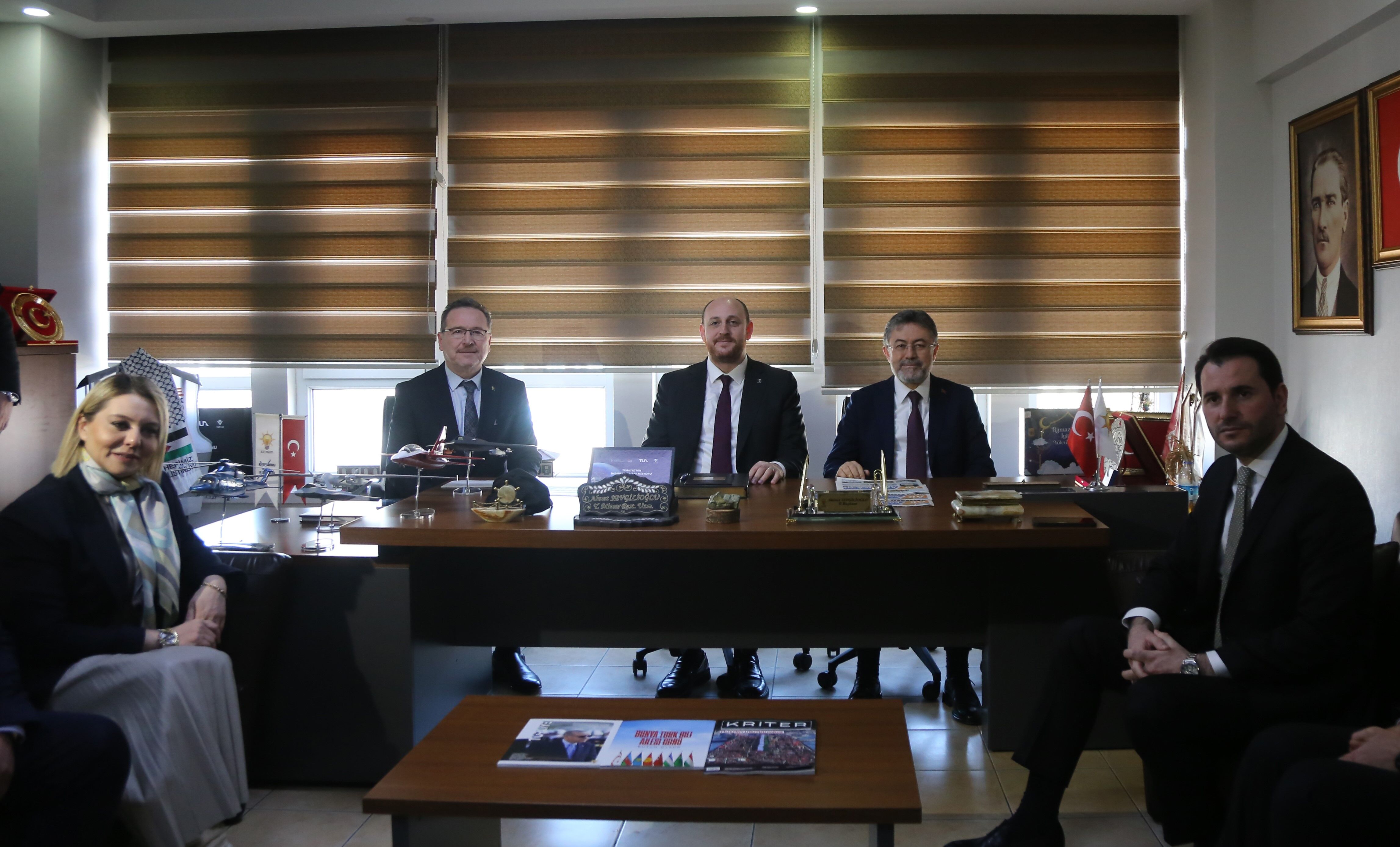 Kastamonu’da Bakan Yumaklı’dan Huzurevi Kadınlarına 8 Mart Ziyareti4