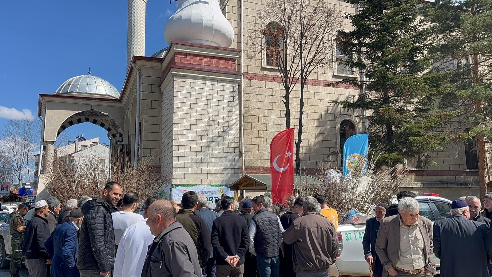 Kastamonu'da Dağıtılan 2 Bin Fidan Saniyeler Içerisinde Tükendi 2