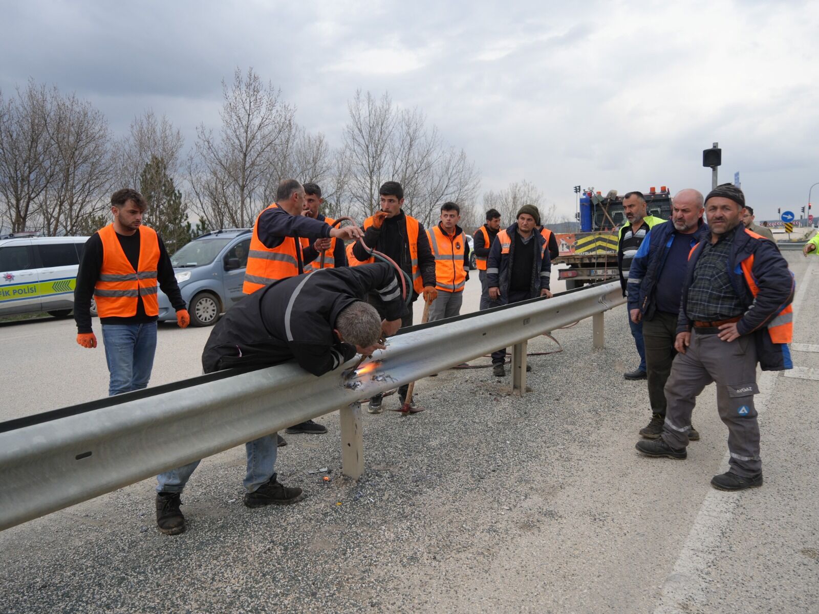 Kastamonu'da Direksiyon Başında Fenalaştı Şarampole Devrildi (Detaylar) 22