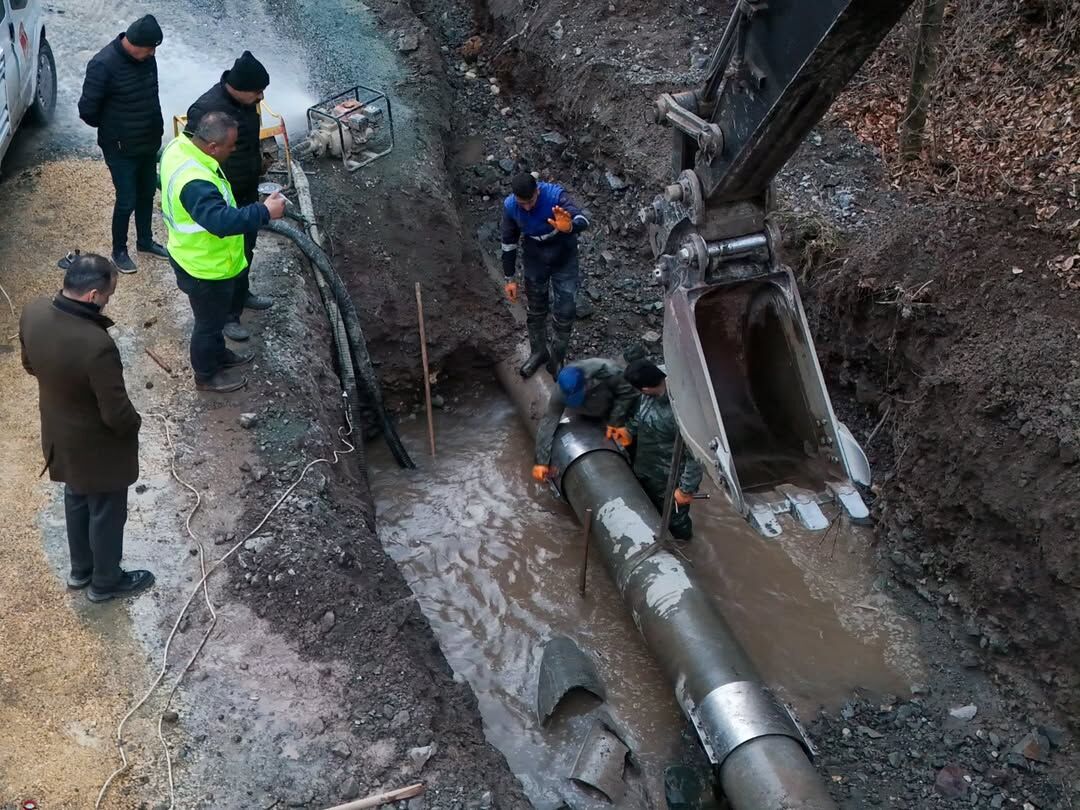 Kastamonu'da Içme Suyu Hattındaki Arıza Giderildi Su Kademeli Olarak Hanelere Veriliyor 6