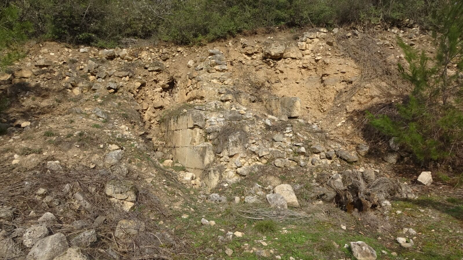 Kastamonu'da Roma Dönemine Ait Kalıntılar Bulunmuştu Defineciler Tarafından Tahrip Edildi! 44