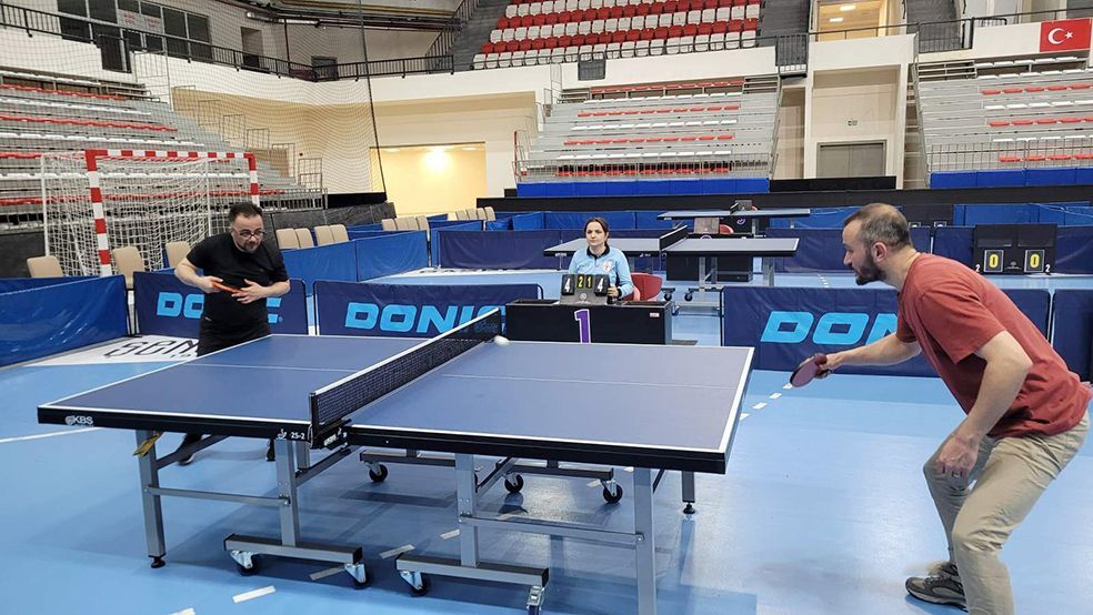 Kastamonu’da Sağlık Çalışanları Masa Tenisi Turnuvasında Buluştu16