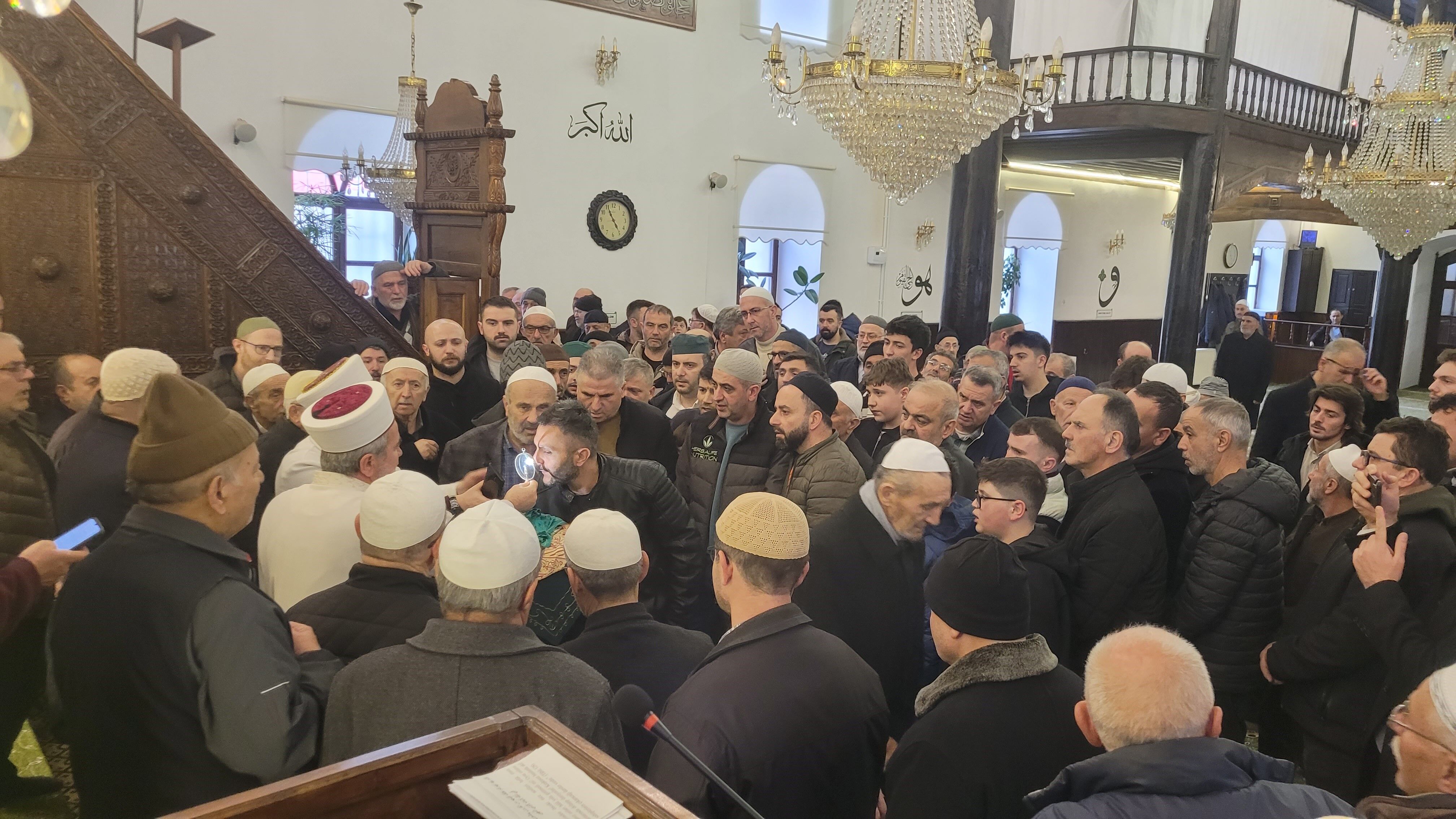 Kastamonu'da Sakal I Şerif Ziyarete Açıldı Vatandaşlar Yoğun Ilgi Gösterdi 22