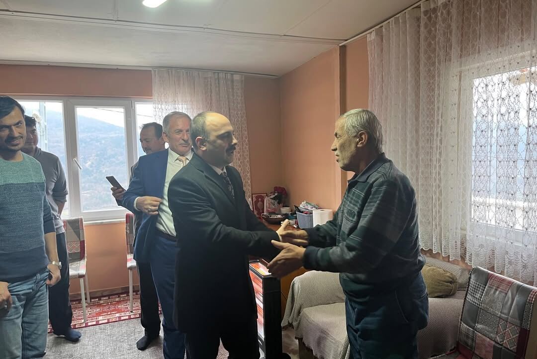 Kastamonu'da Şehit Ailesi Ve Gaziyi Ziyaret Etti 2