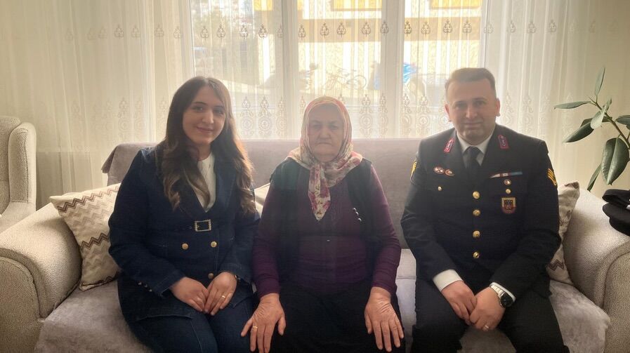 Kastamonu'da Şehit Anneleri Evlerinde Ziyaret Edildi 12