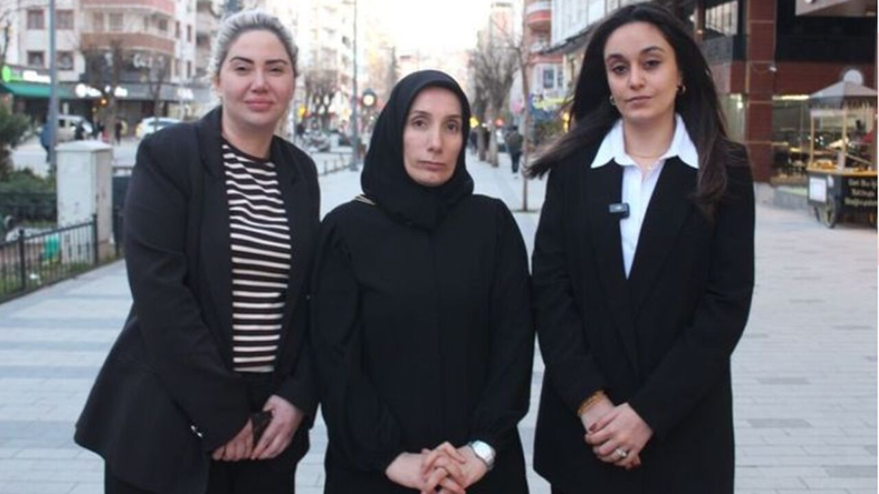 Kastamonulu Av. Sevginur Uzunhasan 8