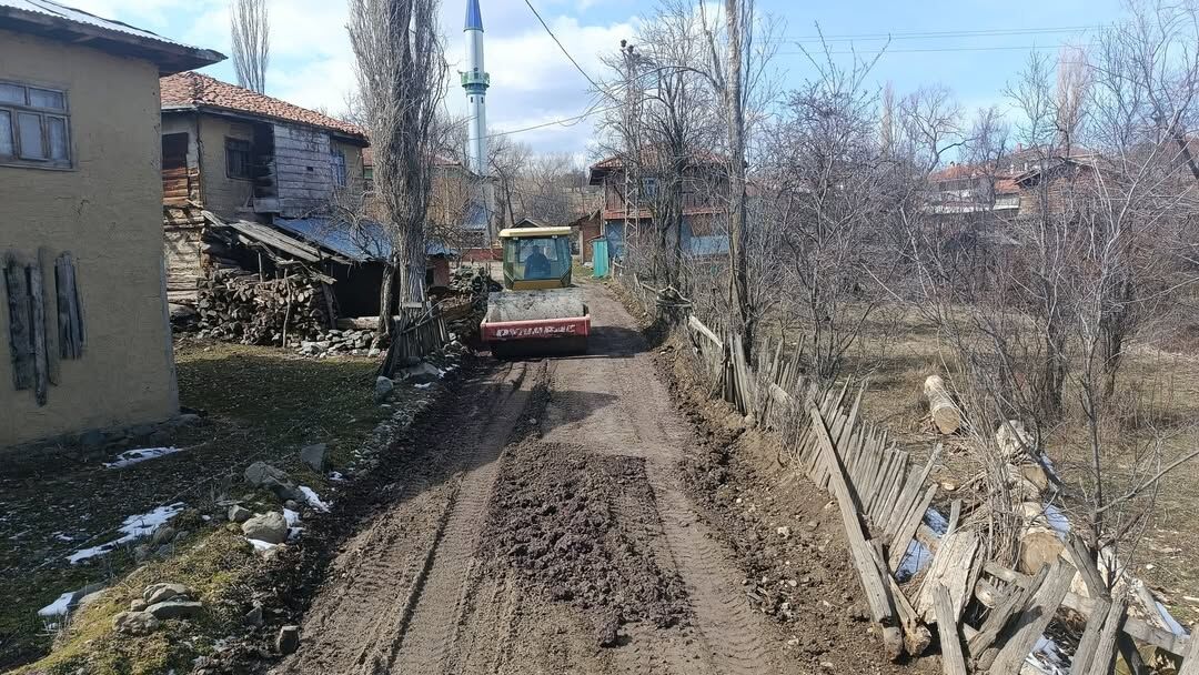 Kastamonu'nun 2 Ilçesinin Köy Yollarında Çalışmalar Sürüyor 22