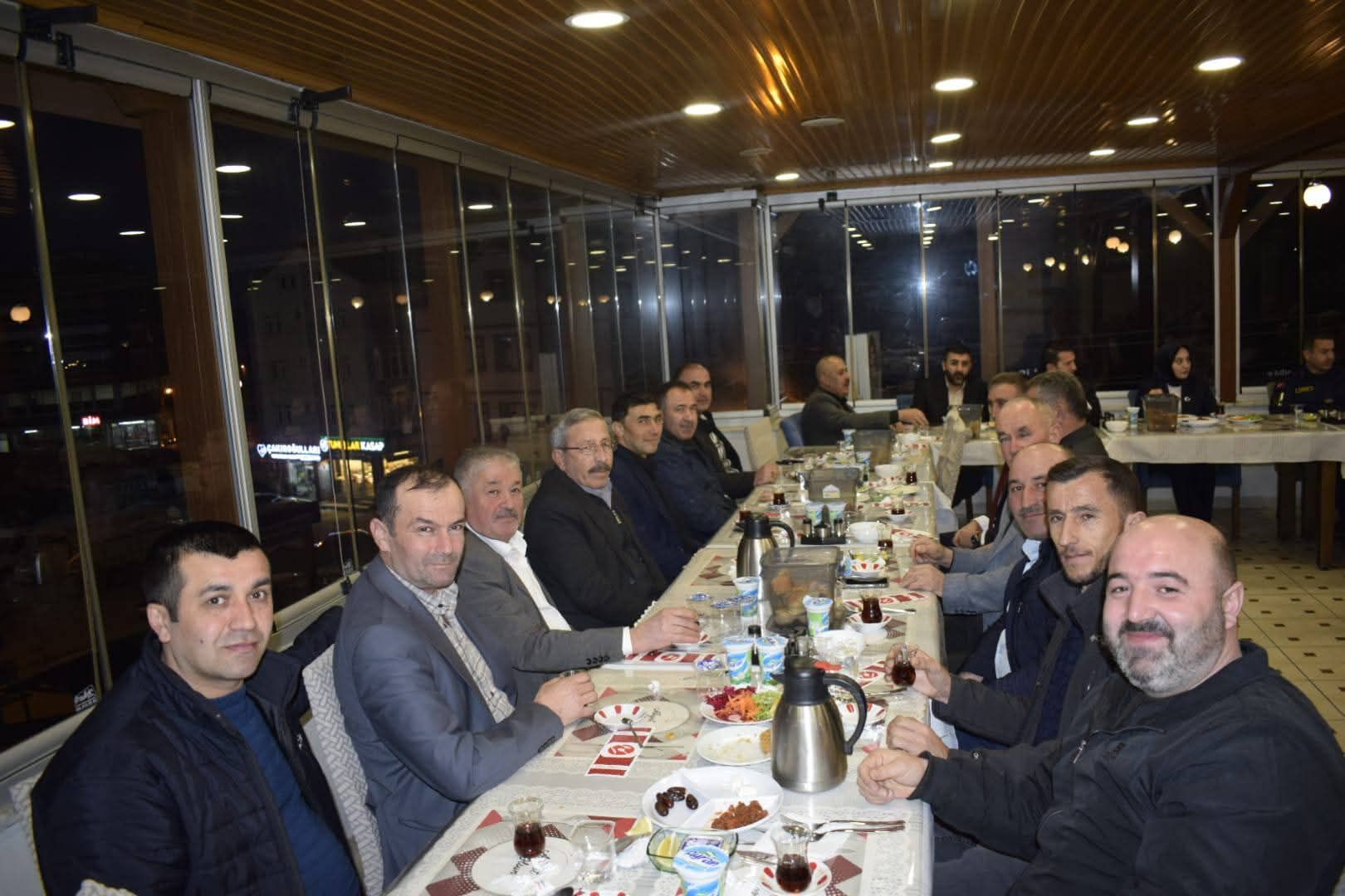 Kastamonu'nun Ilçelerinde Iftar Programında Bir Araya Geldiler 44