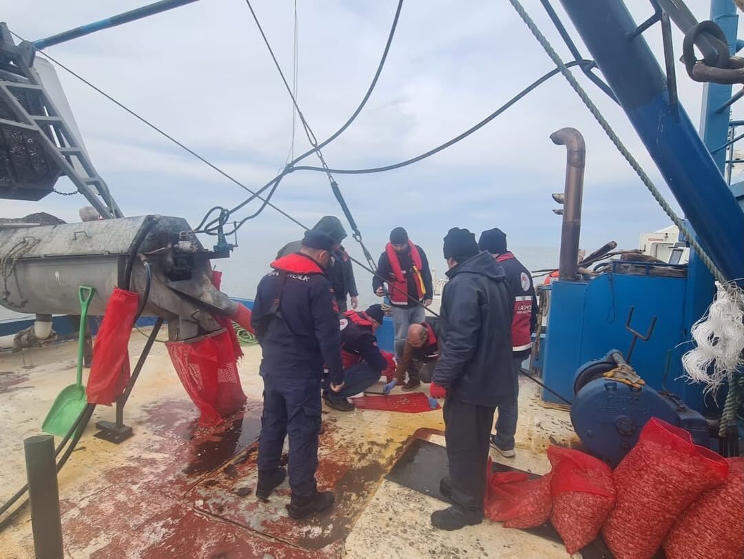 Kastamonu'nun Ilçesinde Balıkçı Tekneleri Denetlendi 24