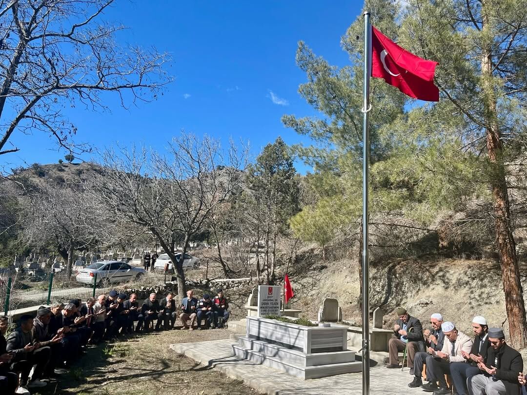 Kastamonu'nun Ilçesinde Şehadetinin Yıl Dönümünde Kabri Başında Anıldı 8888888888888888888888888888