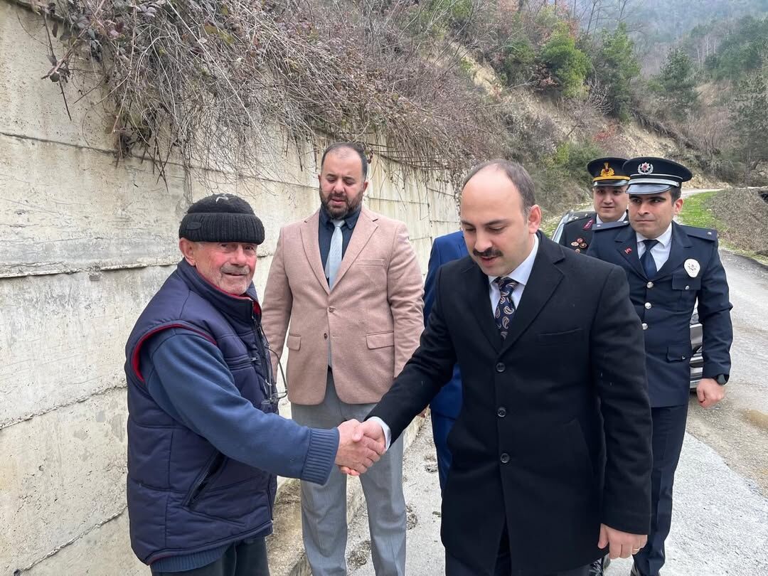 Kastamonu'nun Köylerinde Yaşlıların Hayır Dualarını Aldı 2