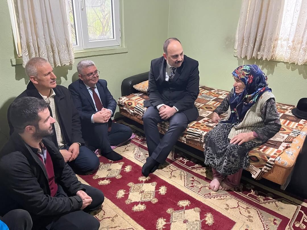 Kastamonu'nun Köylerinde Yaşlıların Hayır Dualarını Aldı 4