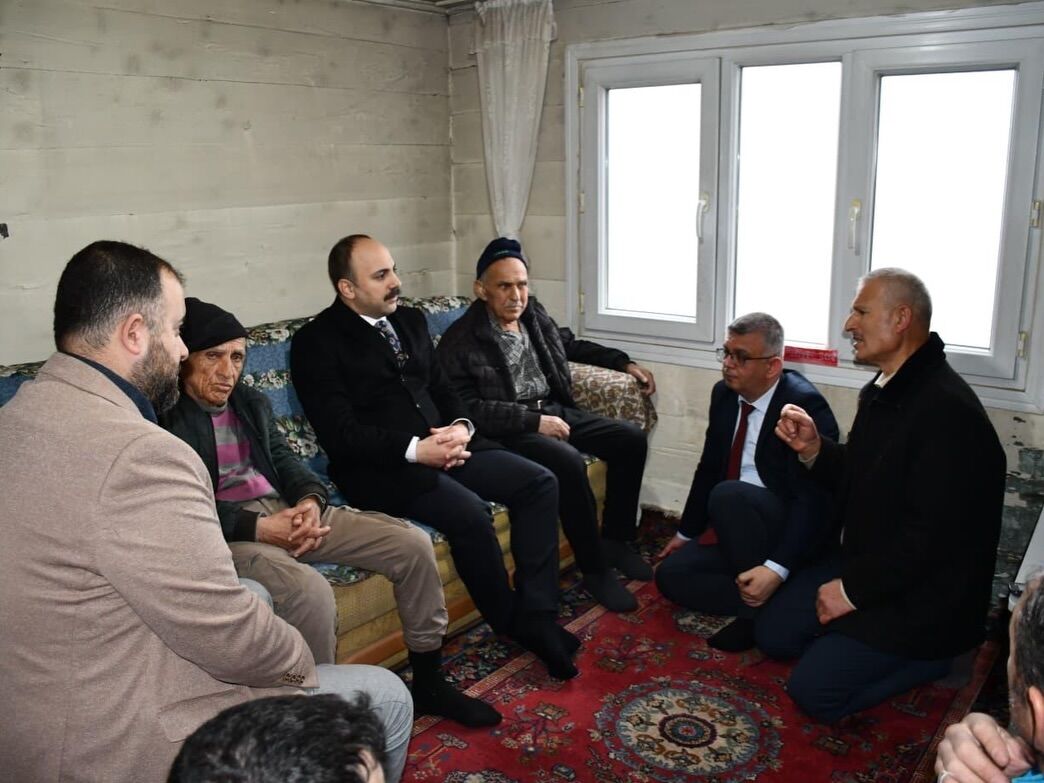 Kastamonu'nun Köylerinde Yaşlıların Hayır Dualarını Aldı 66