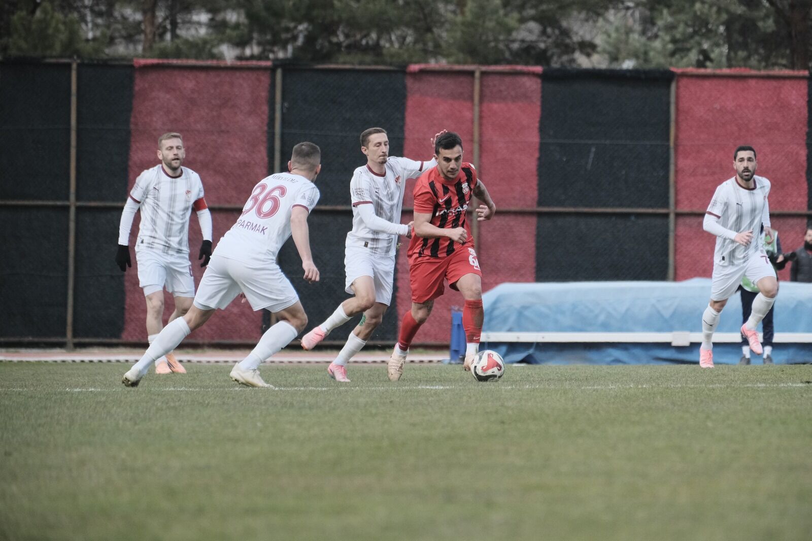 Kastamonuspor Evinde Berabere Kaldı 12