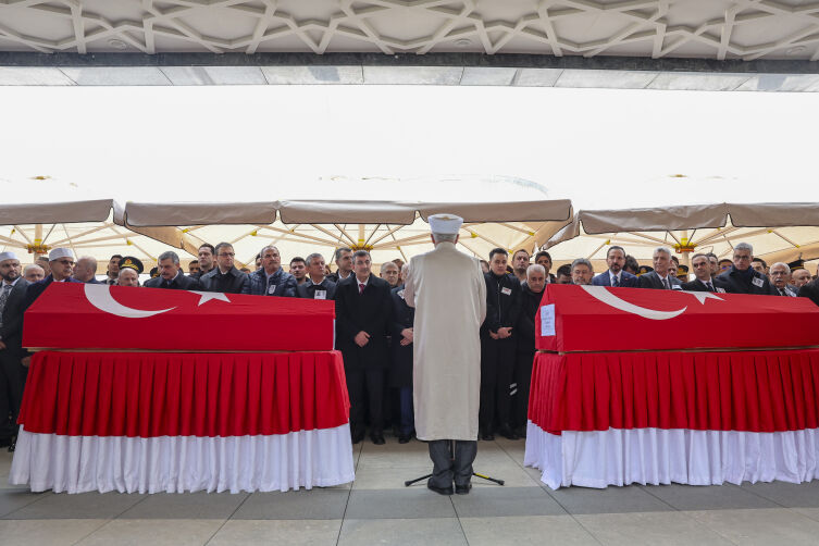 Katar’da Şehit Olan Aselsan Teknisyenleri Son Yolculuğuna Uğurlandı1