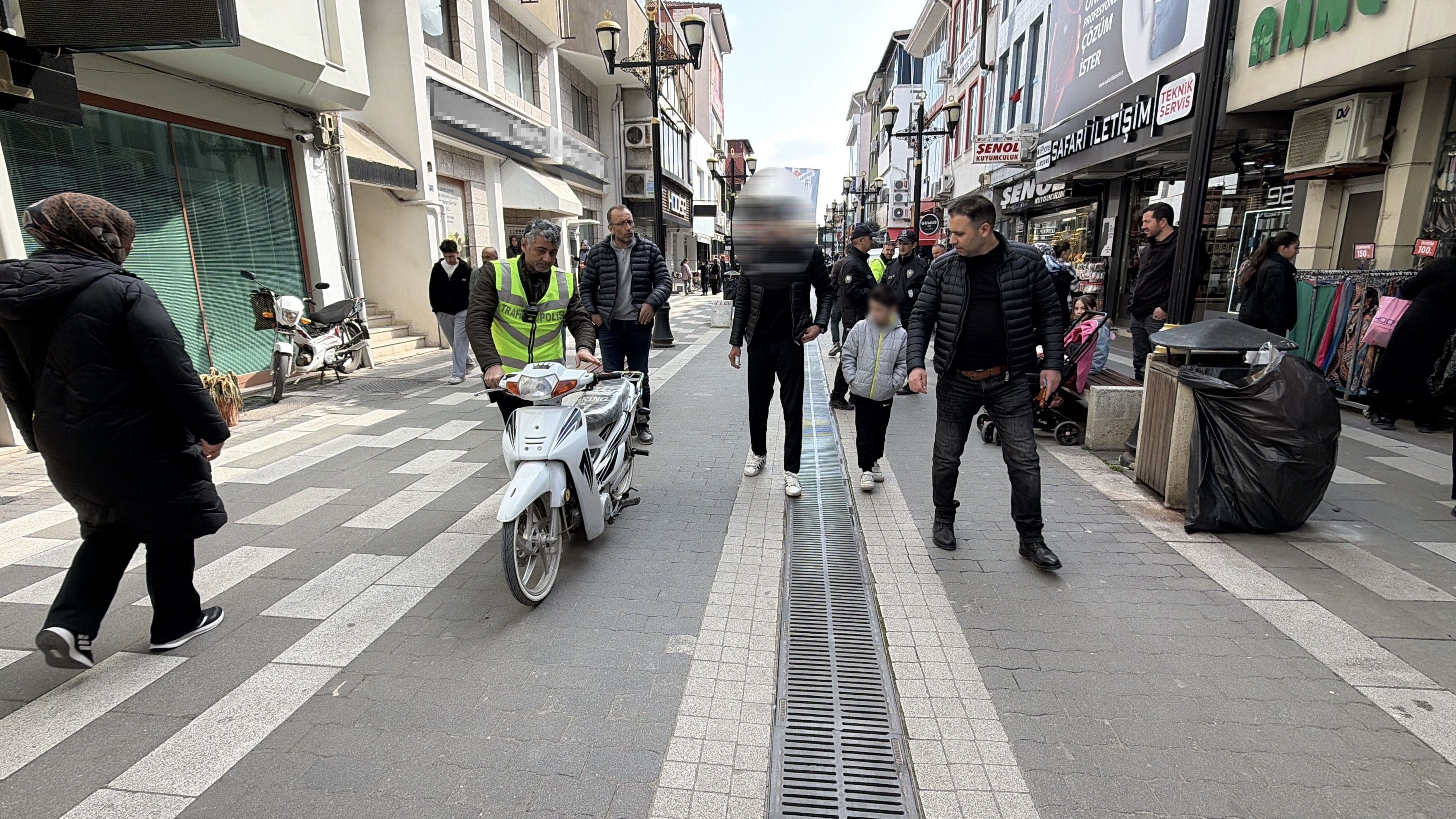 Motosikletlere Şok Denetim 165 Bin Tl Ceza Kesildi