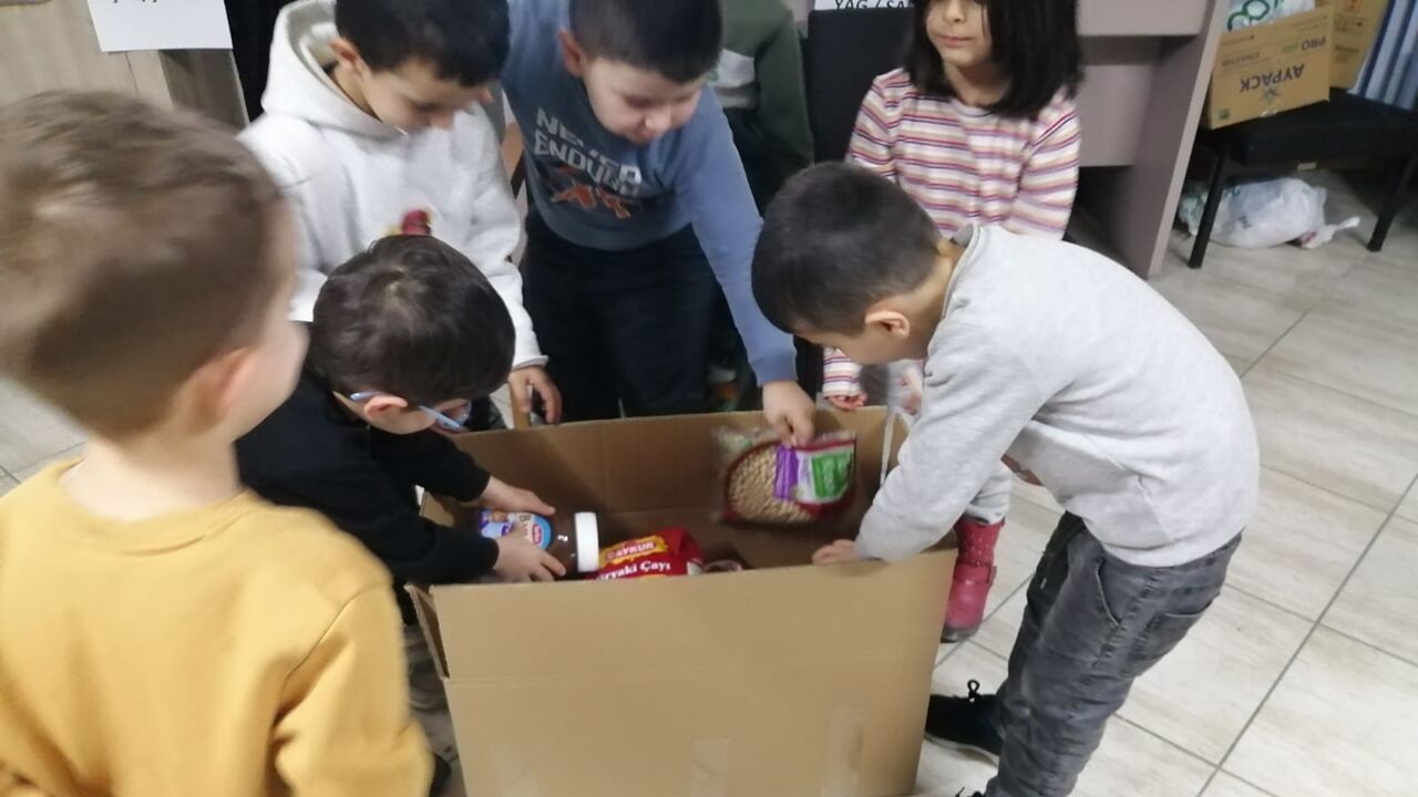 Muzafferettin Gazi İlkokulu Koli Hazırlık (9)