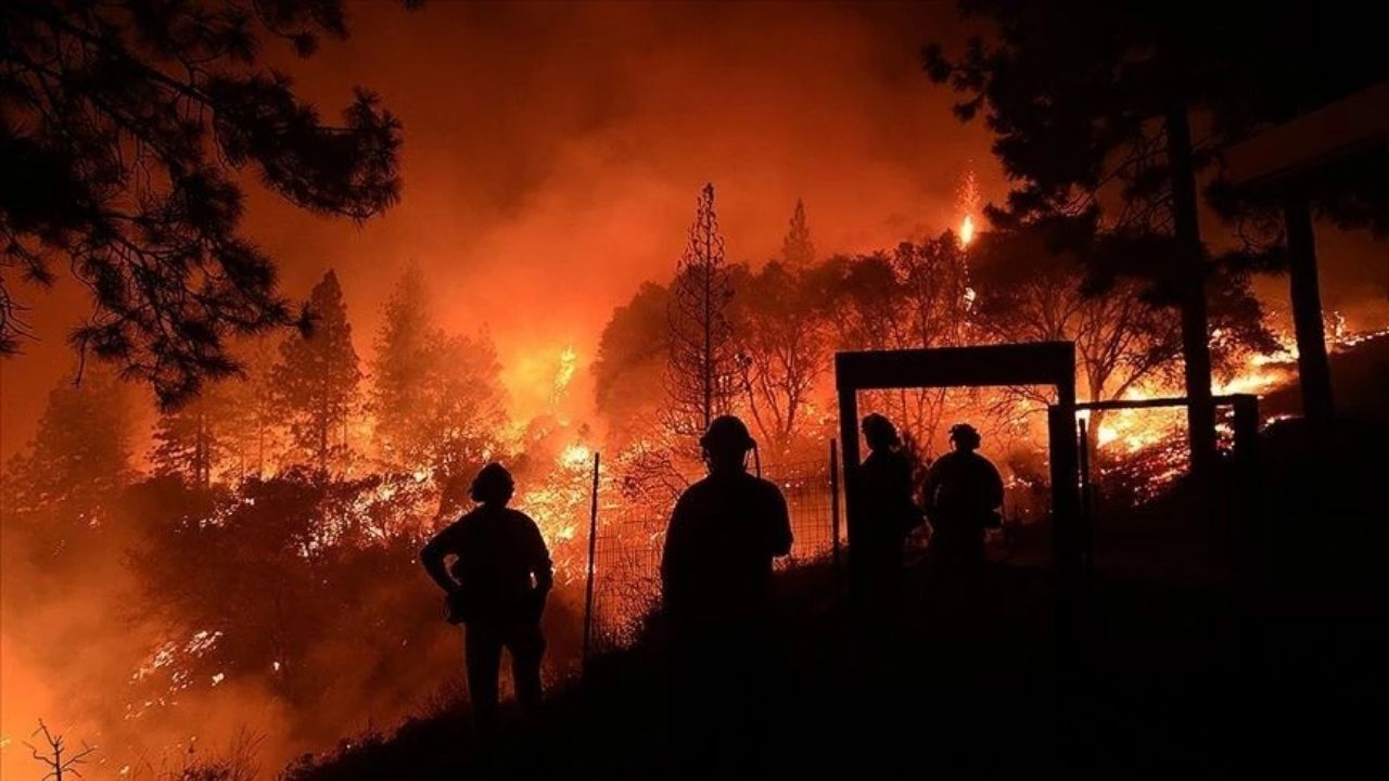 Nostradamus’un İran Kehaneti Yeniden Gündemde 'Büyük Savaş' Yorumu Dikkat Çekti (1)