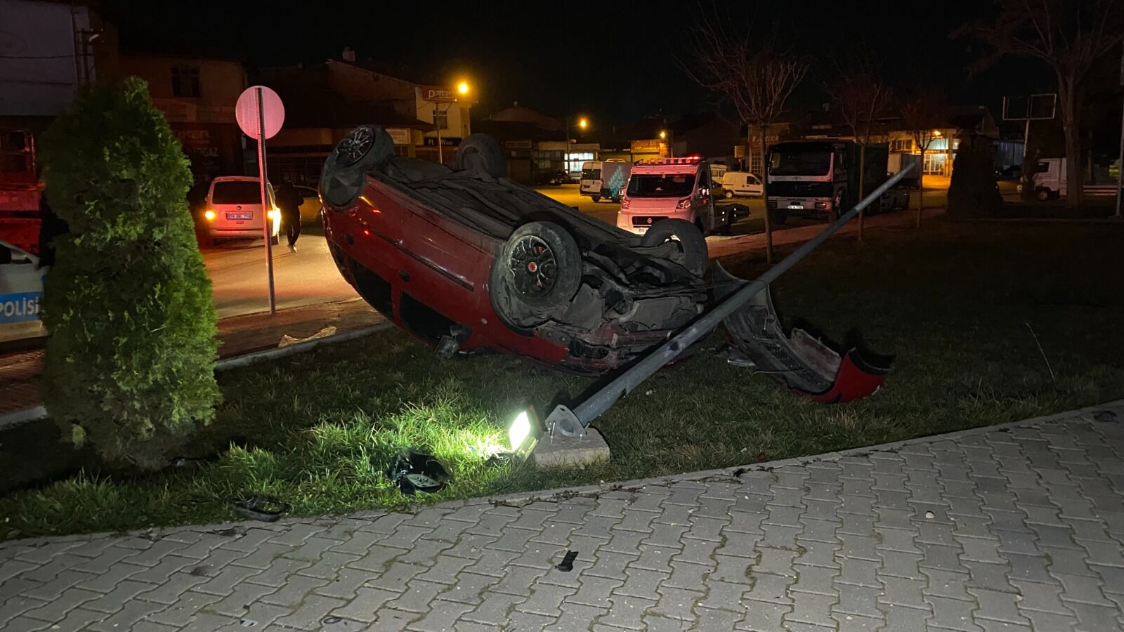 Otomobil Takla Attı Feci Kazada 1 Kişi Yaralandı 4