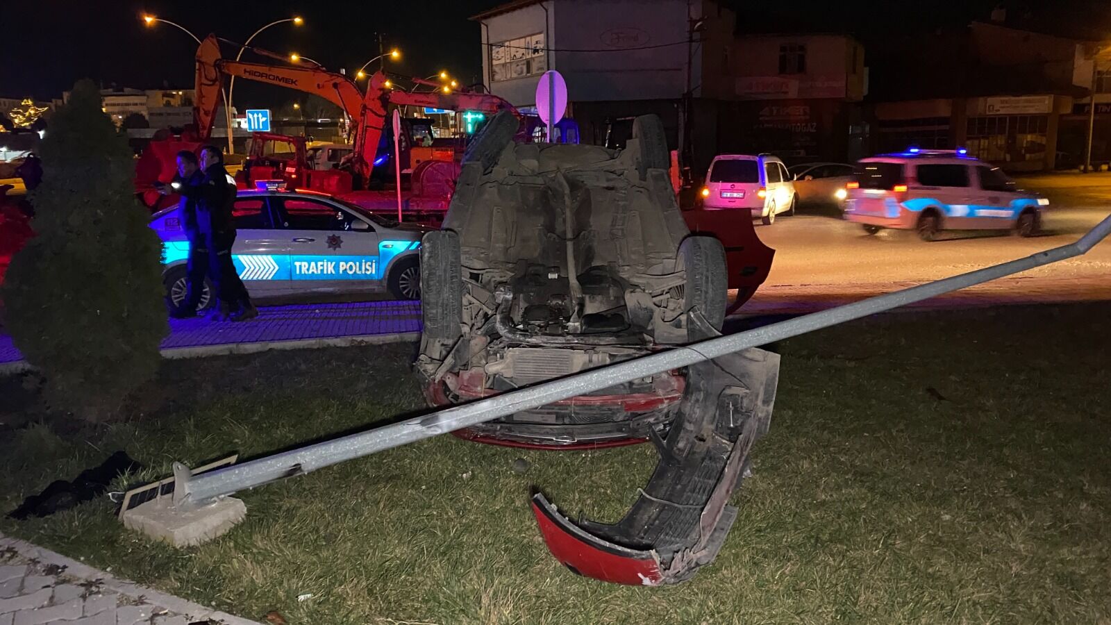 Otomobil Takla Attı Feci Kazada 1 Kişi Yaralandı 6