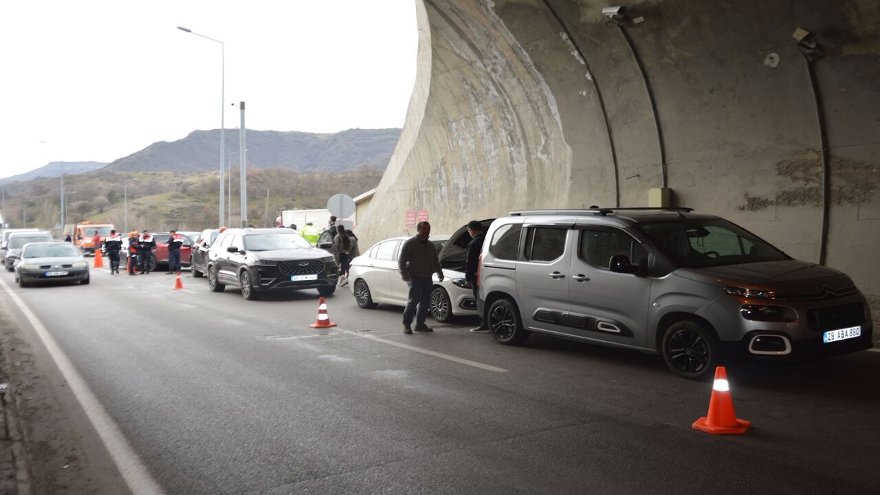 Samsun 19 Mayıs Tünelinde Kaza (5)