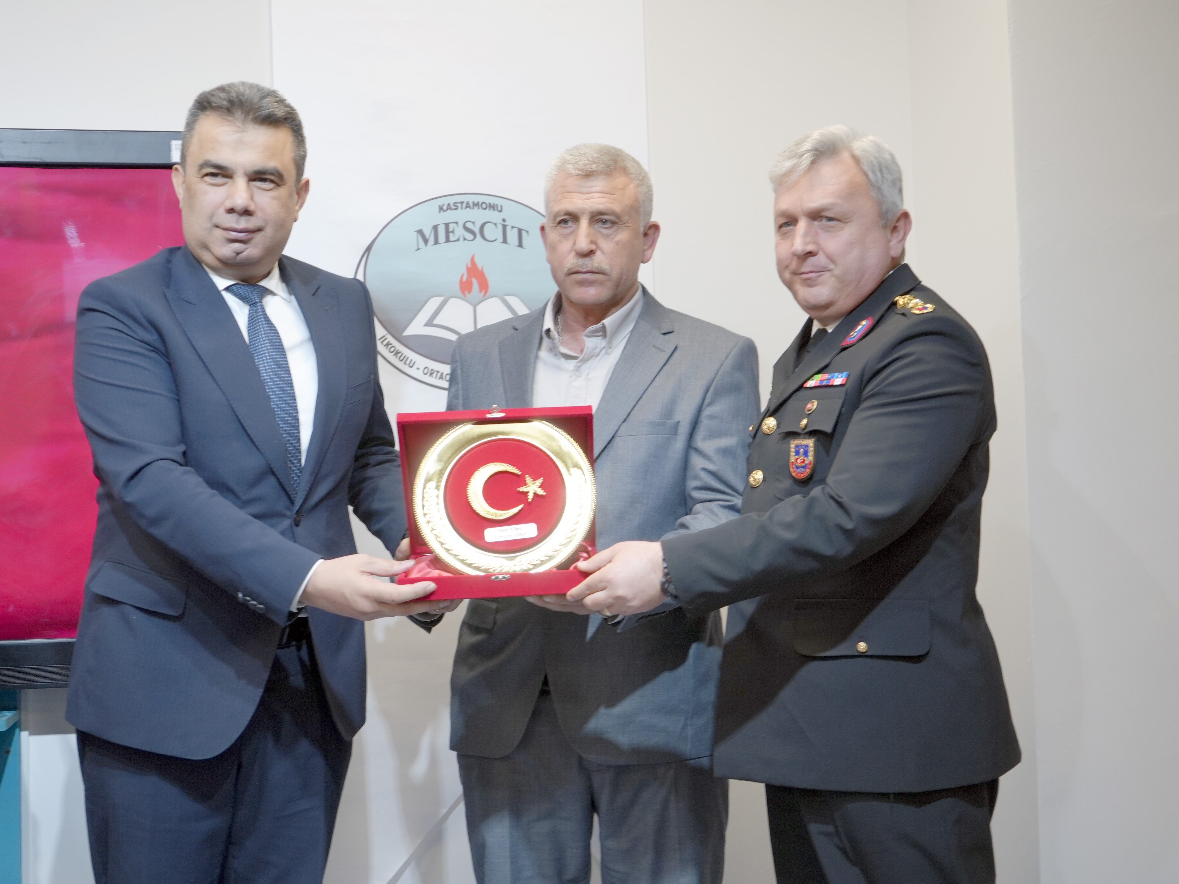 Şehidin Adı Kastamonu'da Köy Okulundaki Kütüphaneye Verildi Ailesi Gözyaşlarına Hakim Olamadı! 888888888888888888888888888888888888888888888888888888888888888-2