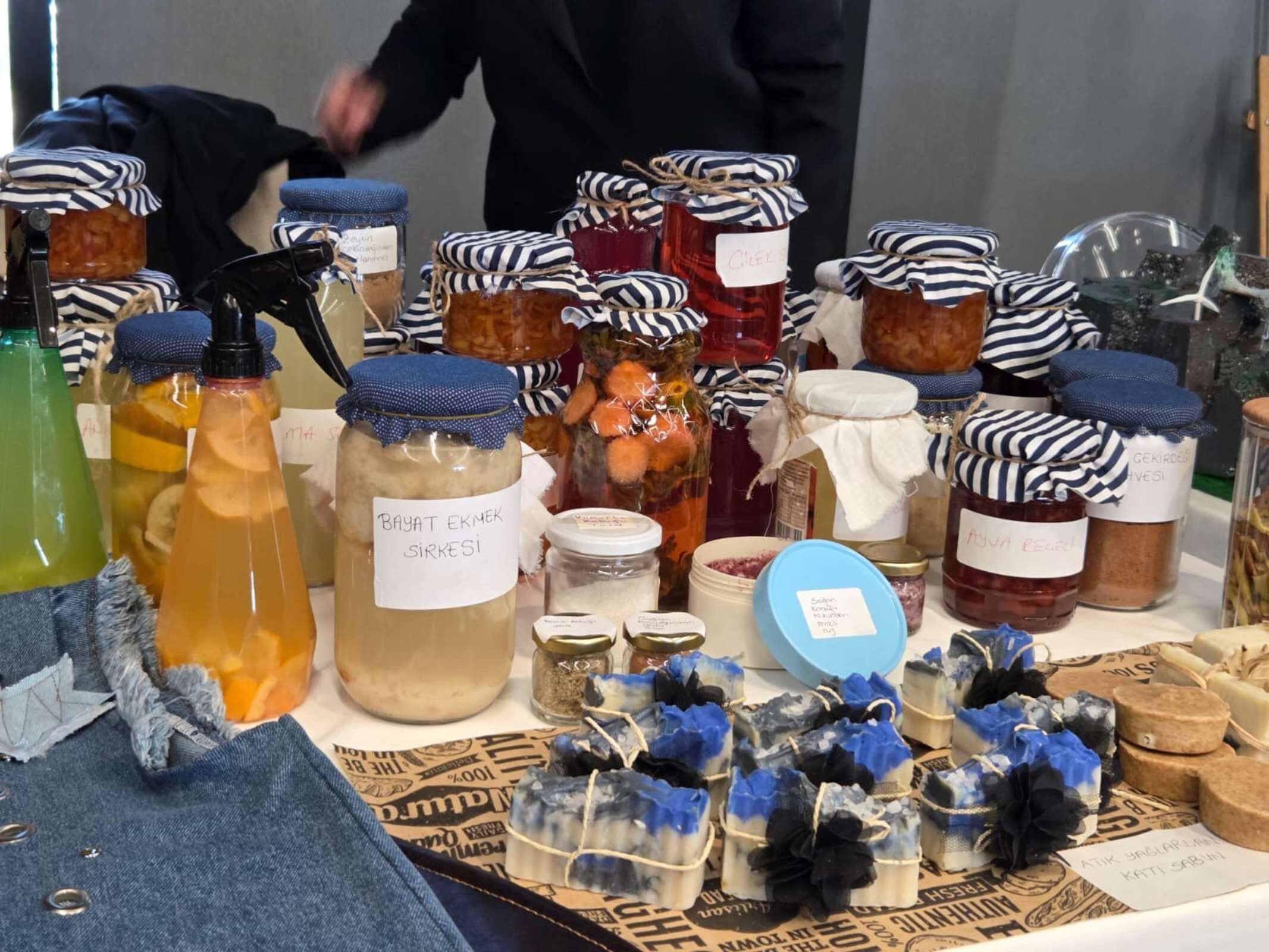 Soğan Kabuğundan Ruj Üretildi6