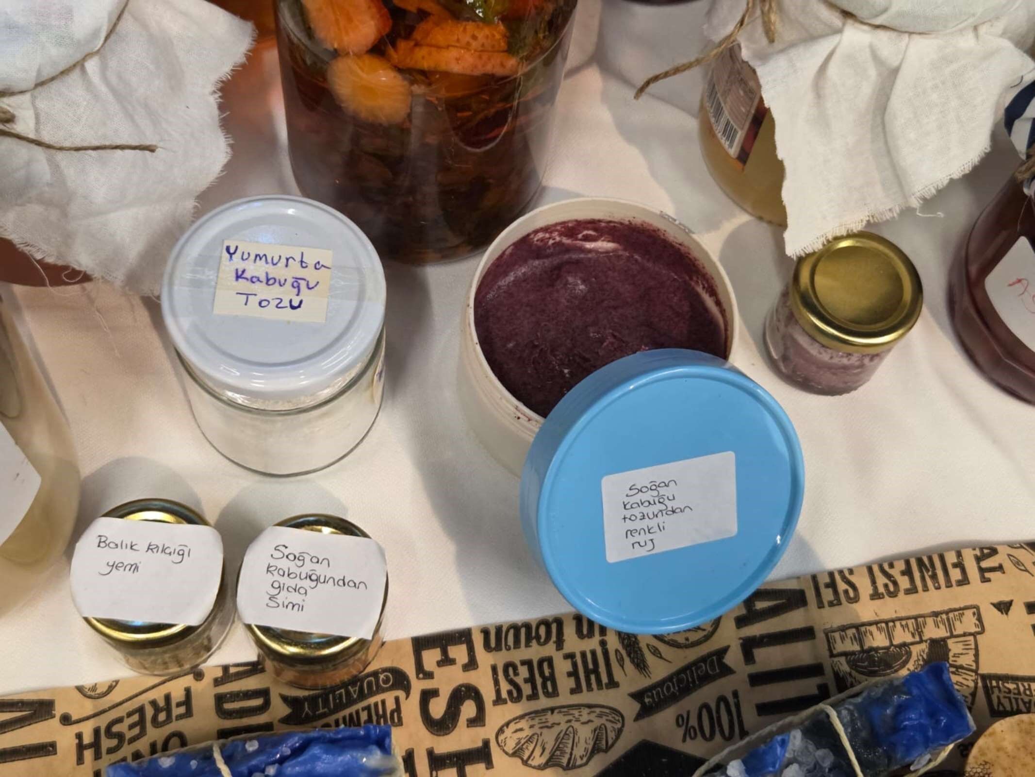 Soğan Kabuğundan Ruj Üretildi8