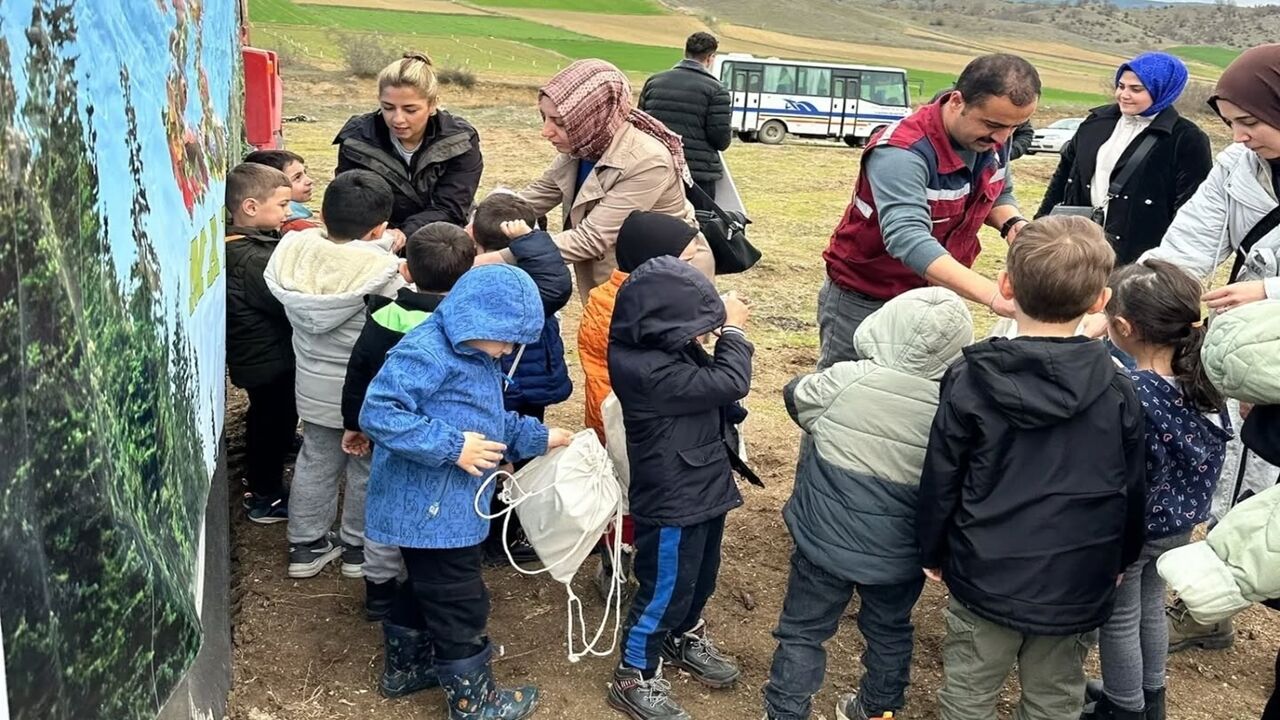 Taşköprü Orman Fidan Dikim (7)