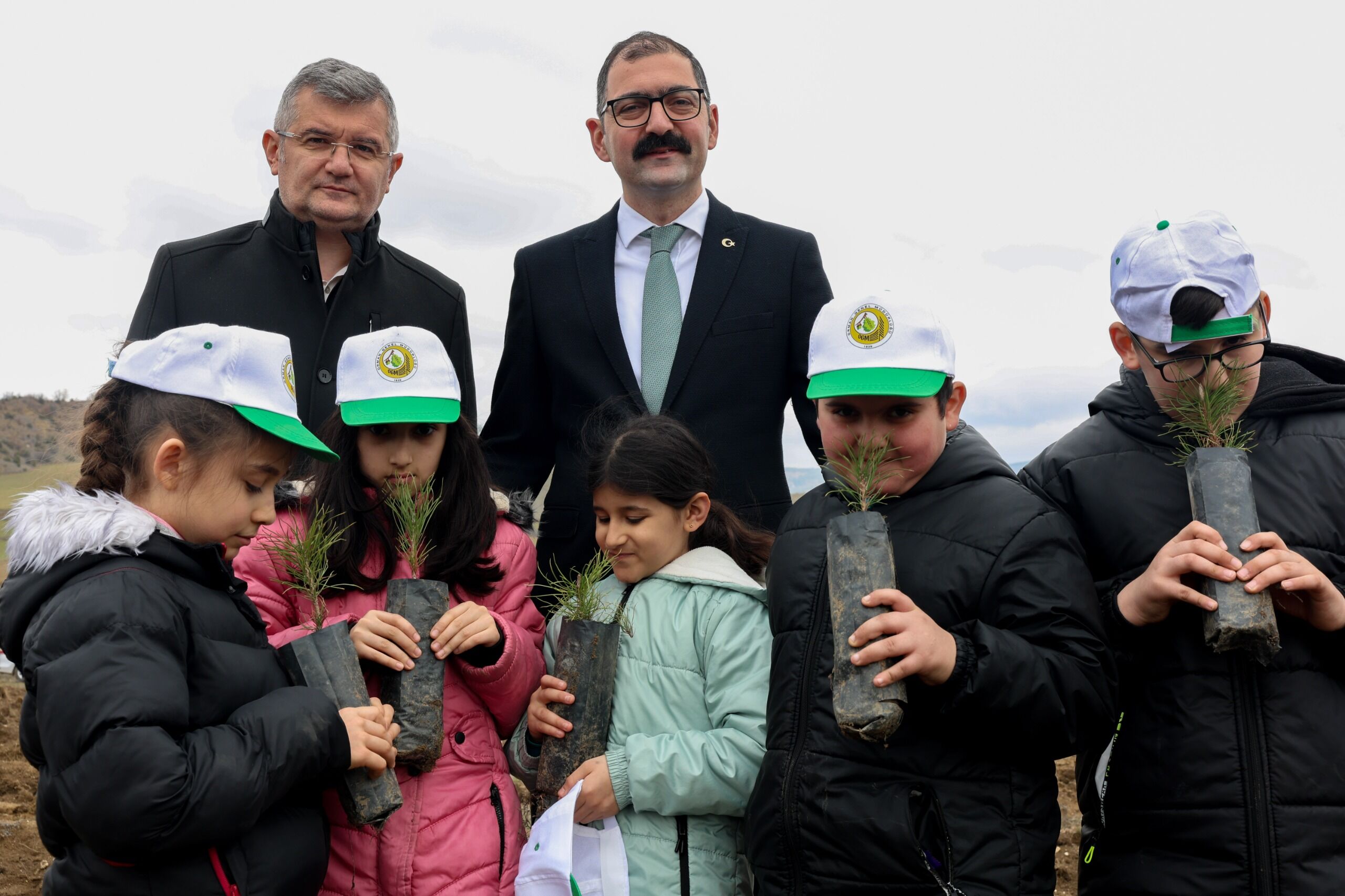 Taşköprü'de Bin 150 Fidan Toprakla Buluştu 24