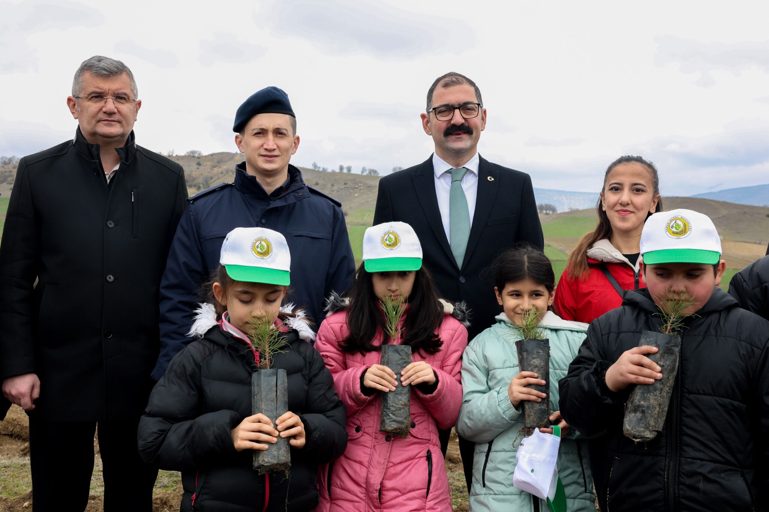 Taşköprü'de Bin 150 Fidan Toprakla Buluştu 26