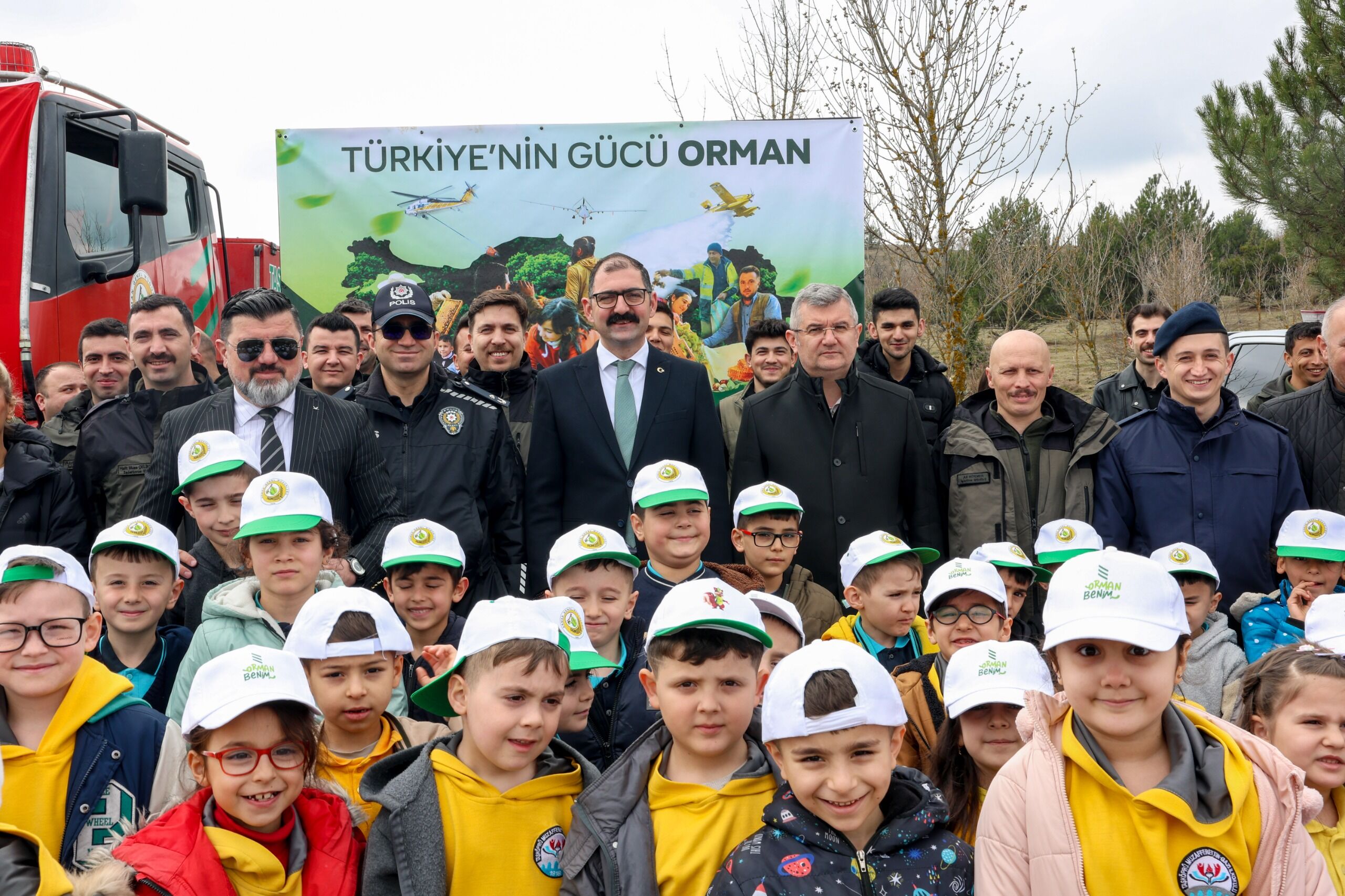 Taşköprü'de Bin 150 Fidan Toprakla Buluştu 4