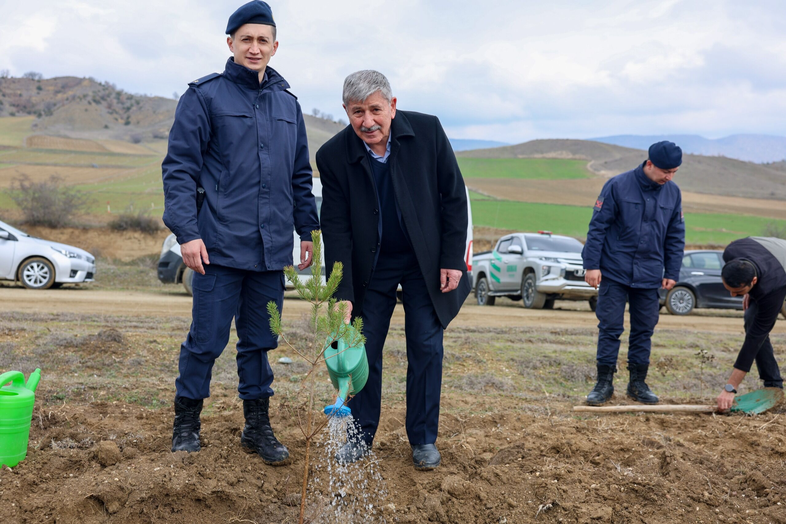 Taşköprü'de Bin 150 Fidan Toprakla Buluştu 44