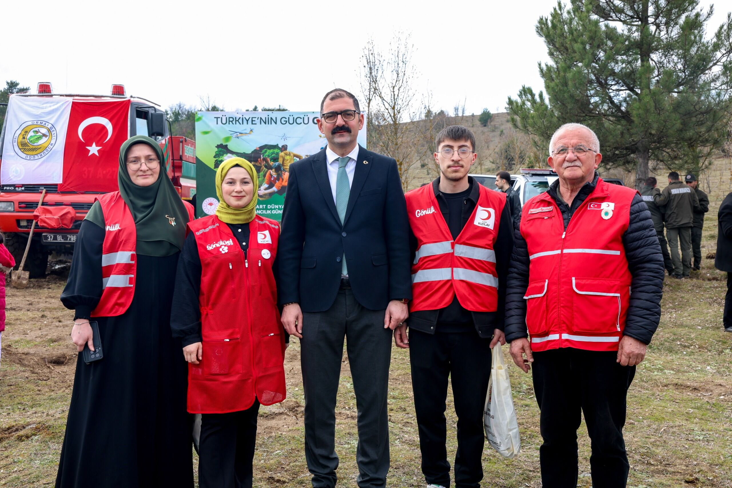 Taşköprü'de Bin 150 Fidan Toprakla Buluştu 8