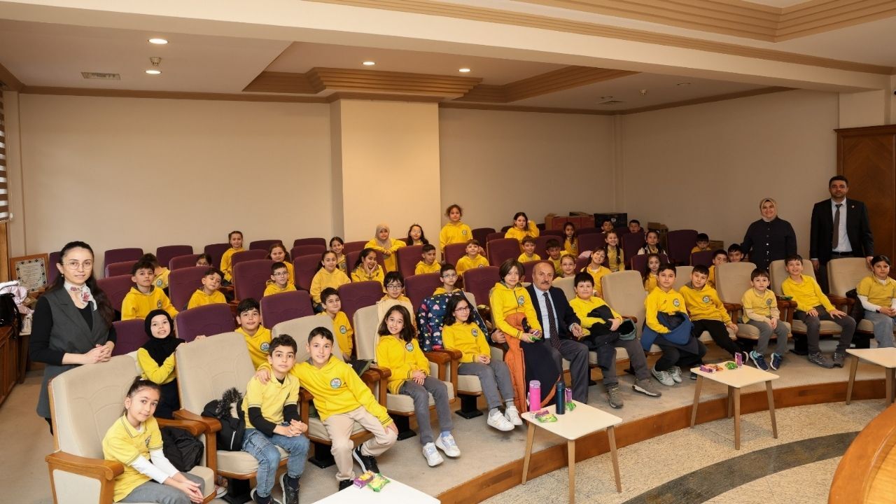 Taşköprü’de Çocuklar Hayallerindeki Şehri Başkan Arslan’a Anlattı (1)