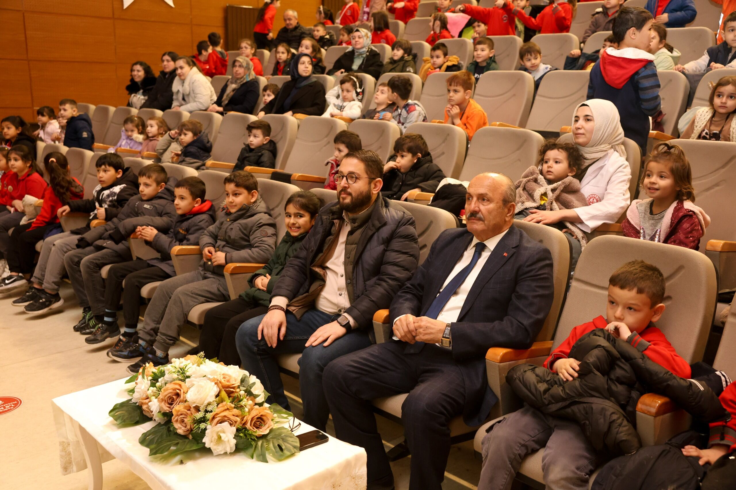 Taşköprü'de Çocuklar Müzikal Gösterisiyle Buluştu 44