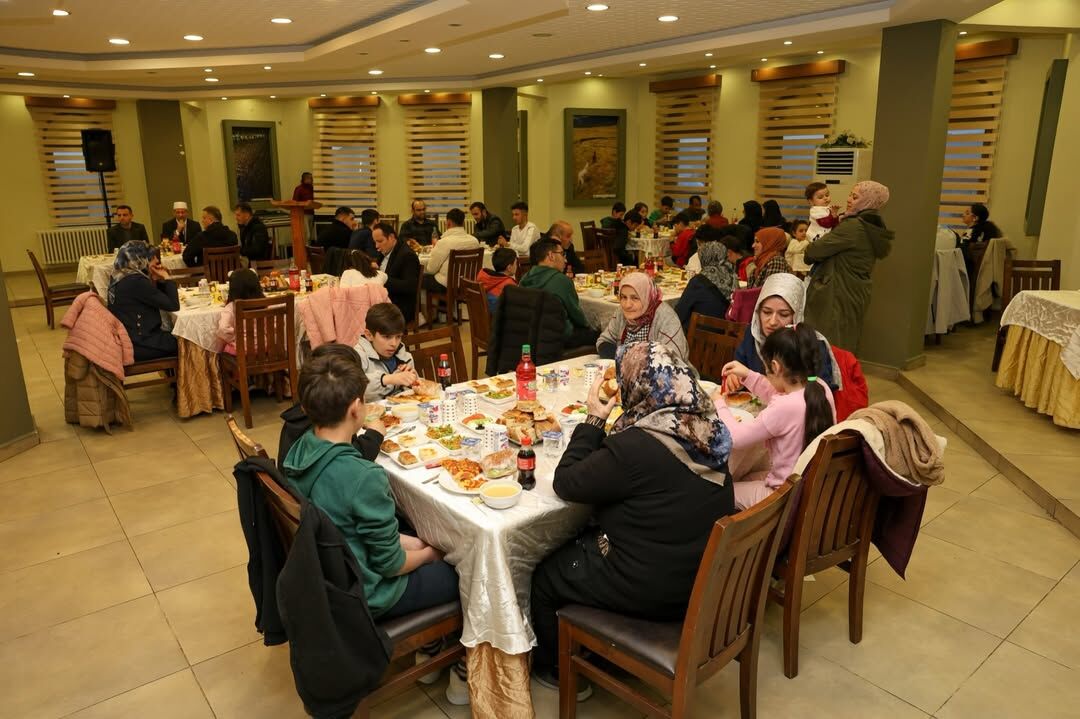Taşköprü'de Çocuklar Ve Aileleriyle Iftarda Buluştular 17