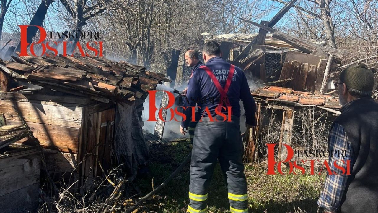 Taşköprü’de Korkutan Yangın Ekipler Alevleri Büyümeden Durdurdu