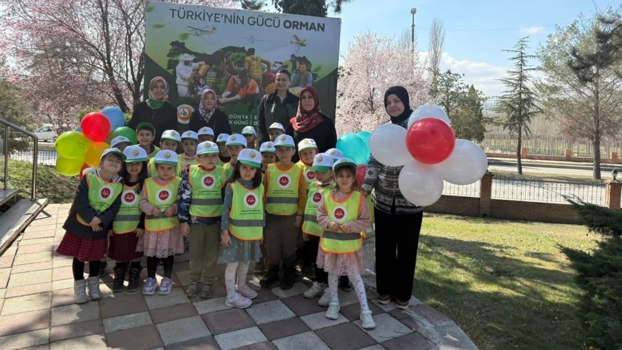 Taşköprü’de Orman Haftası Coşkusu Çocuklar Hem Eğlendi Hem Öğrendi (5)