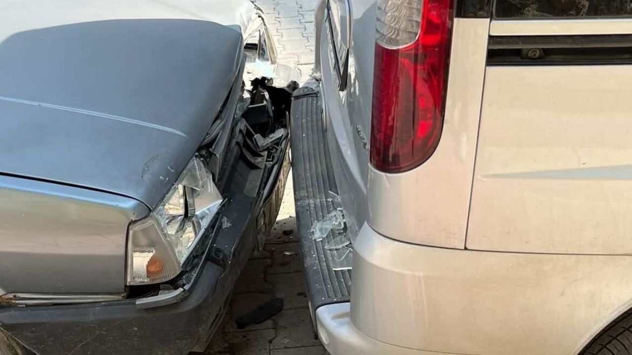 Taşköprü’de Ortalık Karıştı 3 Araç Kazaya Karıştı (2)